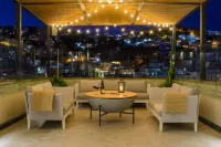 Antigua Trece Hotel Fusión