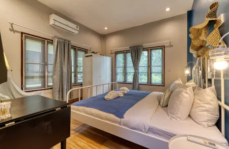 Maenam Bungalow Отели рядом с достопримечательностью «Самуй»