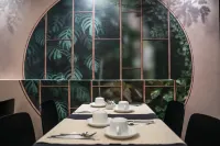 Hôtel Univers - breakfast