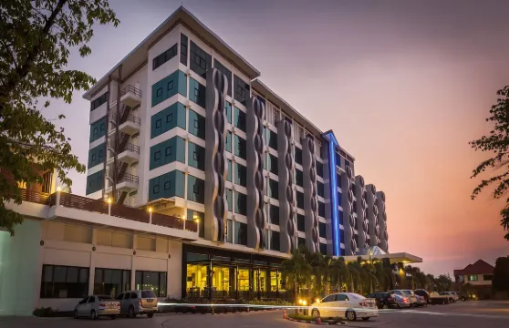 阿爾瓦雷斯酒店