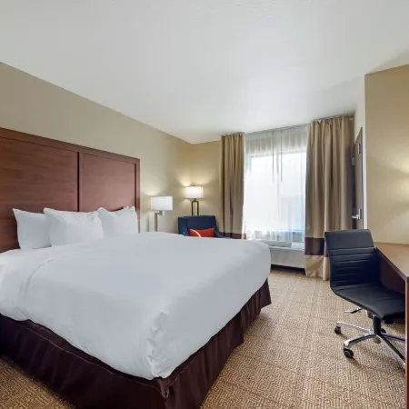 Comfort Inn & Suites Harrah