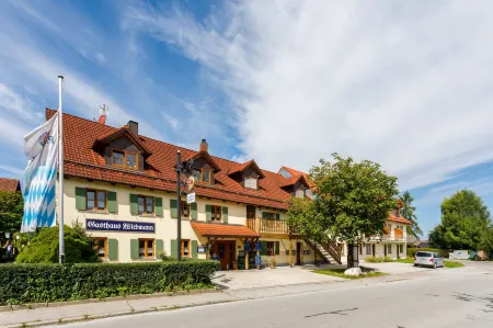 Gasthaus Und Landhotel Wiedmann Отели в г. Швифтинг