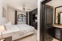 Flor Del Mar Condo