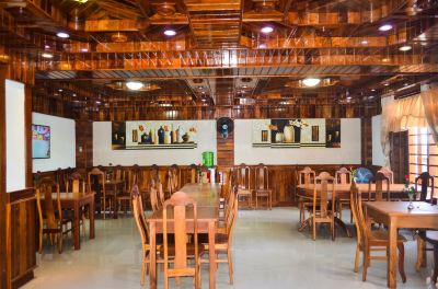 Restaurant San San Hotel Photo