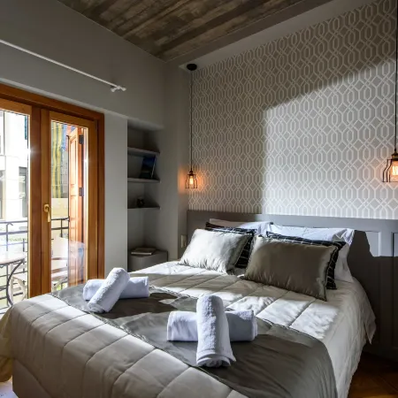 Candia Suites & Rooms