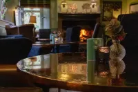 White Lion Hotels in Todmorden