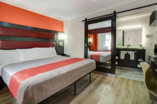 Motel 6 Bellville, Oh - Mid-Ohio โรงแรมใน