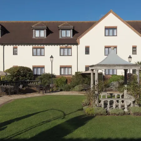 Oxford Belfry Hotel & Spa Отели в г. Оксфорд