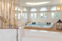 Cycladic Islands Hotel & Spa Hotels in Agia Anna Naxos