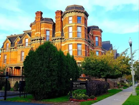 The Inn at 97 Winder Отели рядом с достопримечательностью «Joe Louis Arena»