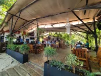 克勞迪奧與凱萊海灘前酒店 科科島酒店