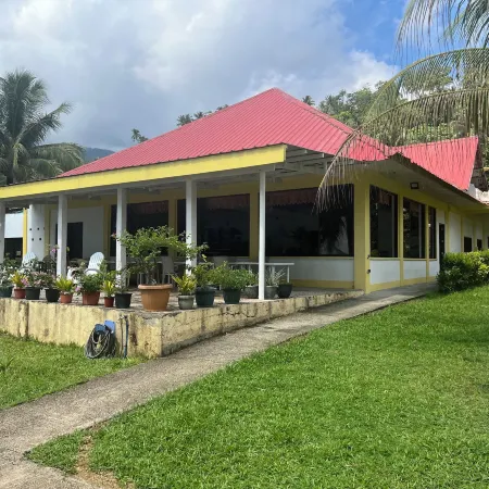Pintuyan Dive Resort