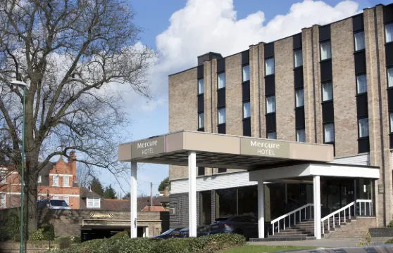 諾丁漢舍伍德美居酒店