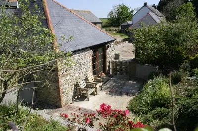 Polean Farm Cottages Hotels in East Looe