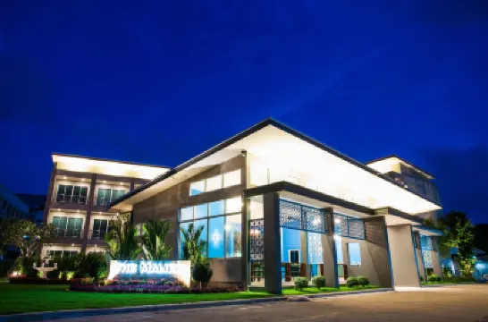 The Malika Hotel Hoteles cerca de Phuket Vocational College