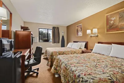 Super 8 by Wyndham Richmond Airport VA Hotels in Montrose