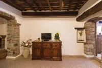 Le Dame del Borgo Hotels in Sassetta