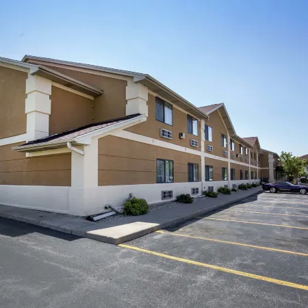 Quality Inn Monee I-57