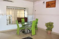 Elmariz Kitchen Motel - ที่มีสระว่ายน้ำ