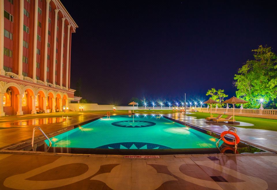 Tara Comfort Hotel - Ramoji Film CityOver view