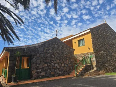 卡薩斯露瑞樂安派洛拉斯禾也斯 普拉亞－德聖地亞哥附近的飯店