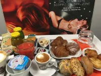 Q Hotel