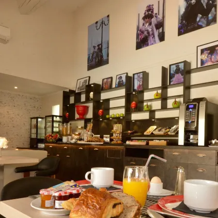 Hôtel Villa Sophia - Adults Only July and August