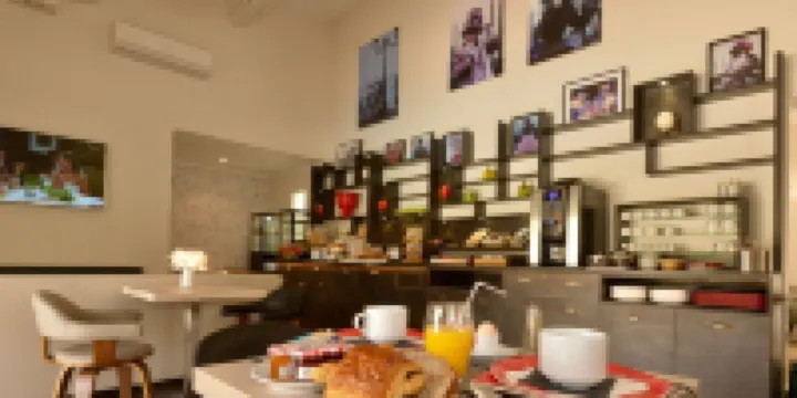 Hôtel Villa Sophia - Adults Only July and August