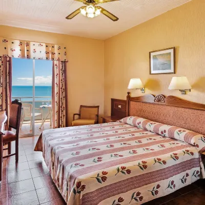 Hotel Monopol Hotels near Plaza Charco