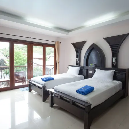 Koh Tao Regal Resort Отели рядом с достопримечательностью «Пляж Сай-Нуан»