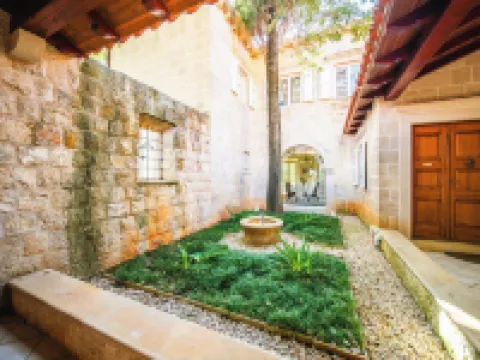 Garden Oasis Pool Villa Hotels in Cilipi