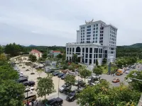 Muong Thanh Holiday Con Cuong Hotel Hotels in 