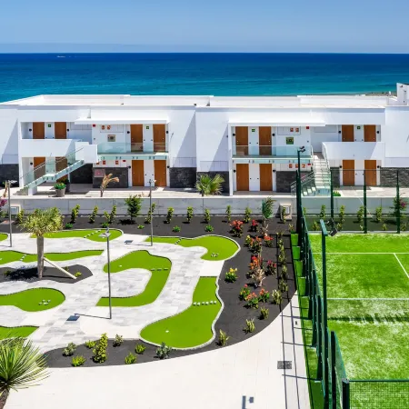 Hotel Lava Beach