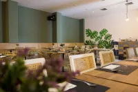 RADJA ART & BOUTIQUE HOTEL SIMPANG LIMA - breakfast