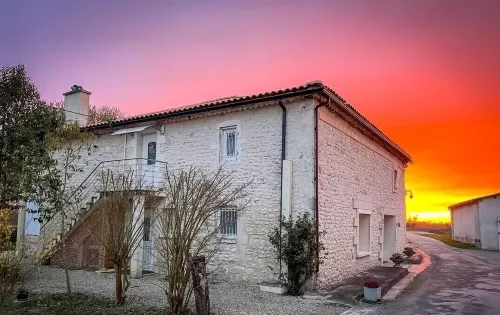 Chambres d'Hôtes Château Pierre de Montignac