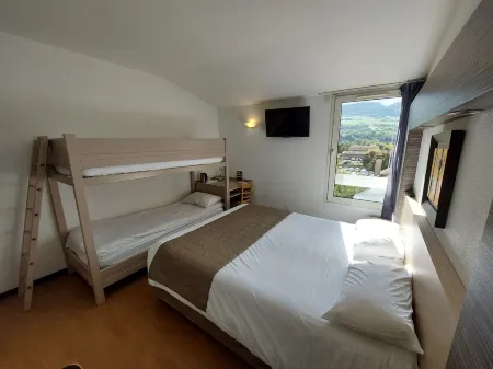 Cévenol Hôtel Отели в г. Мийо