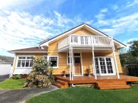 Parakai Geothermal Motel Các khách sạn gần Muriwai Beach