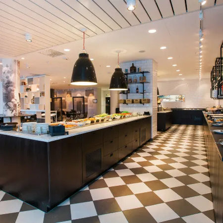 Best Western Plus Hotel Plaza
