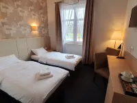 Hotel Nadodrzański Dwór Hotele w: Nowa Sól