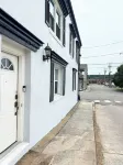 New Orleans inspired 2bed/2bath in the heart of Historic District Sweetwater