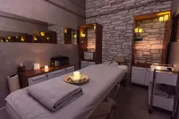 Lazure Hotel & Marina - spa