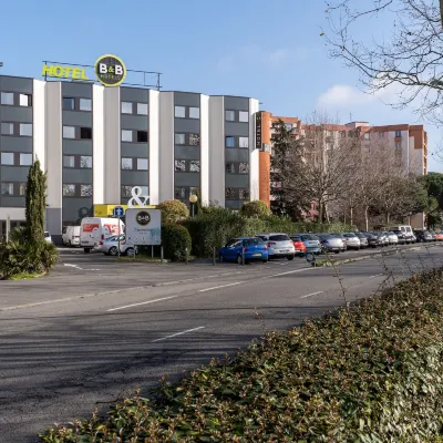 B&B Hotel Toulouse Centre Canal du Midi Hotels in der Nähe von Kulturzentrum Espace EDF LeBazacle