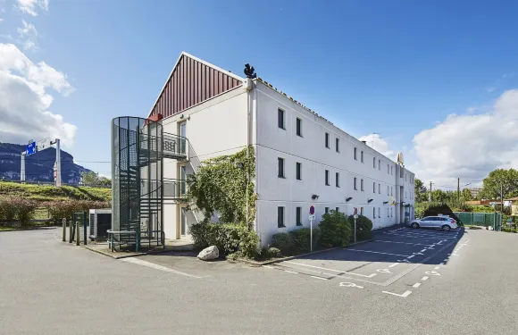 日內瓦安納馬斯基里亞德直營酒店