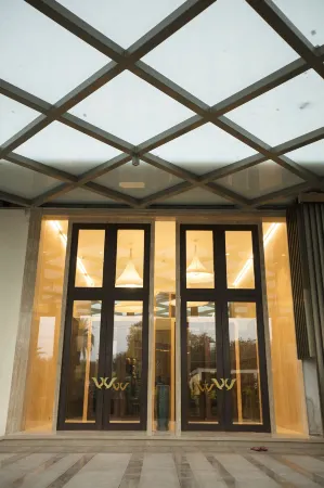 Wow Crest, Indore - Ihcl SeleQtions Отели рядом с достопримечательностью «Сакет Гарден»