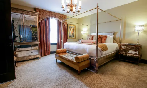 The Detroit Club