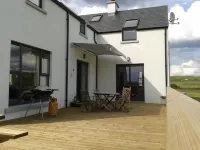 Blackberry Lodge Accommodation فنادق في Doolin