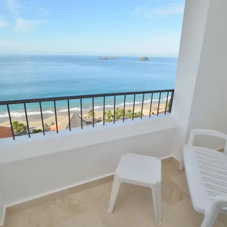 Holiday Inn Resort IXTAPA ALL-INCLUSIVE by IHG