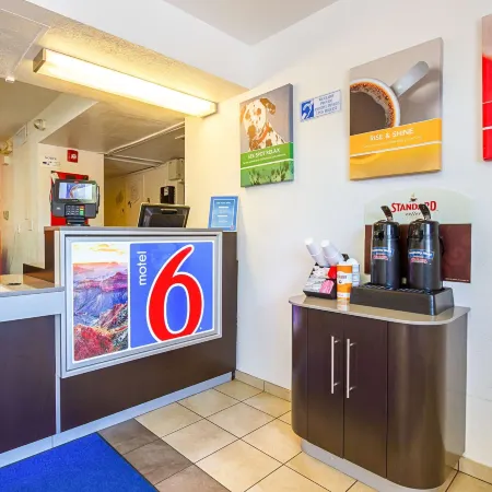 Motel 6 Mesa, AZ - North Các khách sạn ở Mesa
