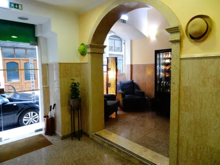 161 Norte Guesthouse Отели рядом с достопримечательностью «площадь Рестаурадориш»