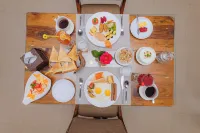 Hotel Seven Limited Hotels in Sauraha
